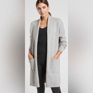 Spirit cashmere wrap in gray